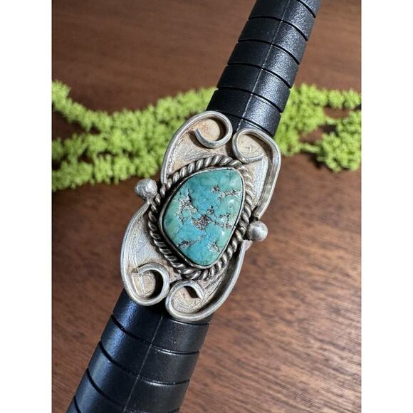 Sterling Silver Old Pawn Native American Green Turquoise Ring Size 5.5 - Picture 1 of 7